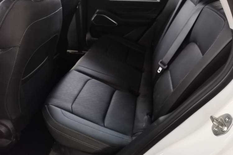 Used Geely Auto Emgrand 2023 4th Generation Champion Edition 1.5L Manual Luxury Model Left Rear Seat