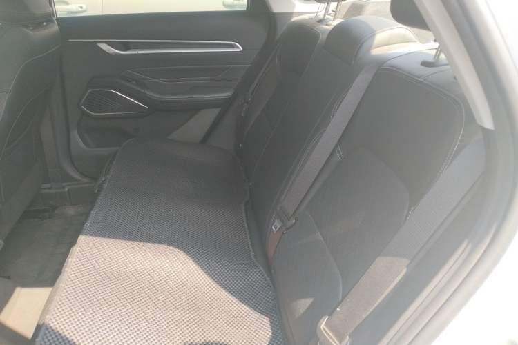 Used Geely Auto Emgrand 2023 4th Generation Champion Edition 1.5L CVT Prestige Model Left Rear Seat
