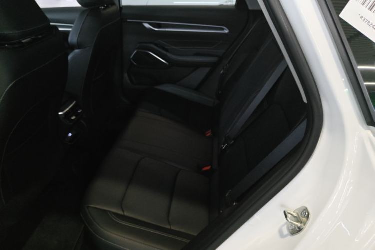 Used Geely Auto Emgrand 2023 4th Generation Champion Edition 1.5L CVT Luxury Model Left Rear Seat