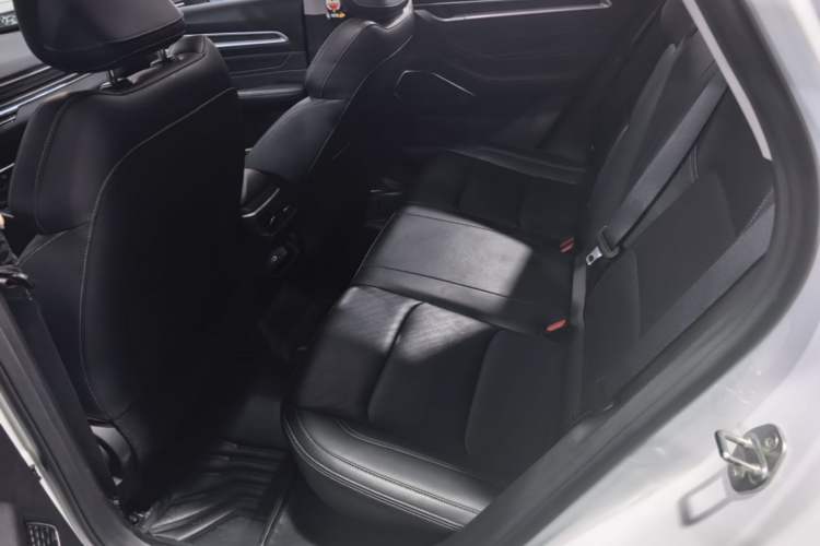 Used Geely Auto Emgrand 2023 4th Generation Champion Edition 1.5L CVT Prestige Model Left Rear Seat