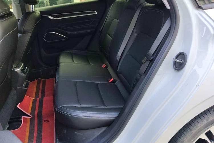 Used Geely Auto Emgrand 2023 4th Generation Champion Edition 1.5L CVT Luxury Model Left Rear Seat