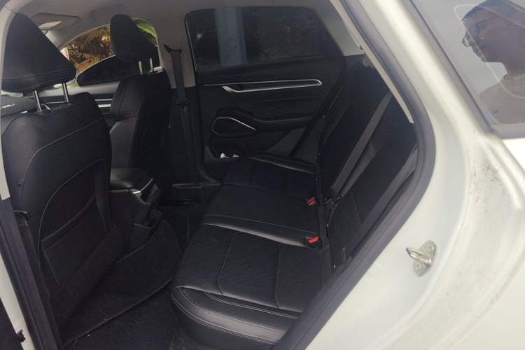 Used Geely Auto Emgrand 2023 4th Generation Champion Edition 1.5L CVT Luxury Model Left Rear Seat