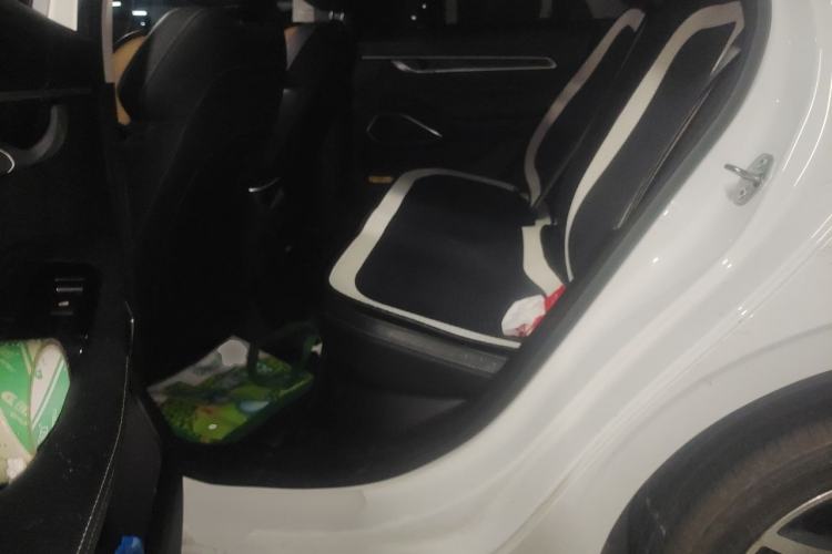Used Geely Auto Emgrand 2023 4th Generation Champion Edition 1.5L CVT Luxury Model Left Rear Seat