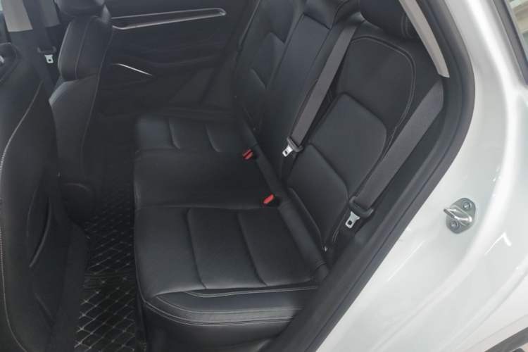 Used Geely Auto Emgrand 2023 4th Generation Champion Edition 1.5L CVT Luxury Model Left Rear Seat