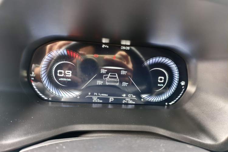 Used Geely Auto Emgrand 2023 4th Generation Champion Edition 1.5L CVT Prestige Model Odometer Close Up