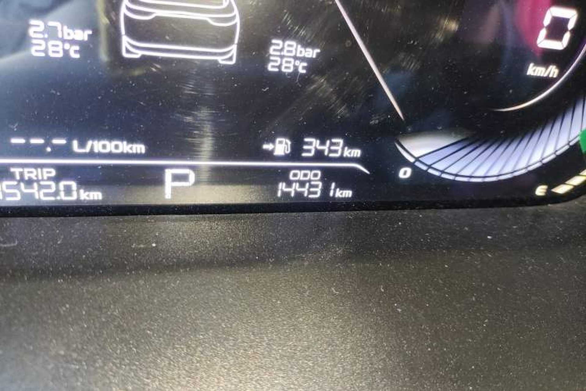 Used Geely Auto Emgrand 2023 4th Generation Champion Edition 1.5L CVT Luxury Model Odometer Close Up