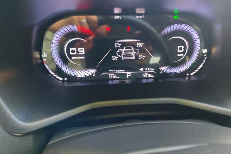 Used Geely Auto Emgrand 2023 4th Generation Champion Edition 1.5L CVT Prestige Model Odometer Close Up