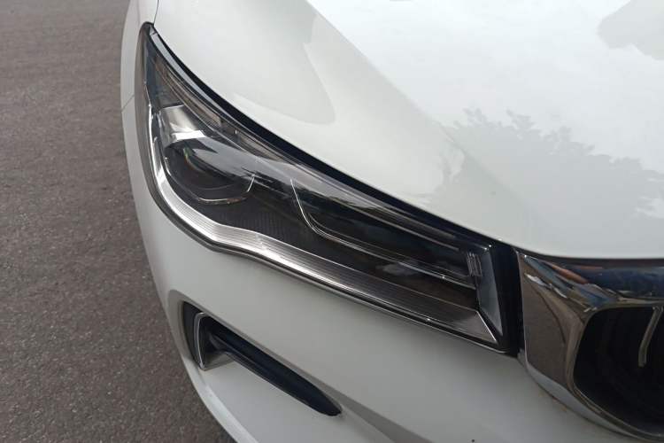 Used Geely Auto Emgrand 2023 4th Generation Champion Edition 1.5L CVT Prestige Model Right Front Headlight