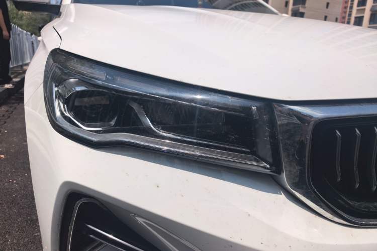 Used Geely Auto Emgrand 2023 4th Generation Champion Edition 1.5L CVT Prestige Model Right Front Headlight