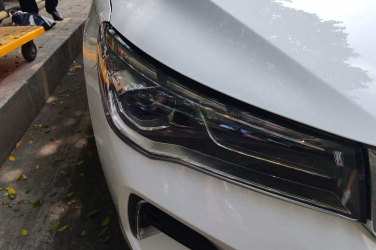 Used Geely Auto Emgrand 2023 4th Generation Champion Edition 1.5L CVT Prestige Model Right Front Headlight