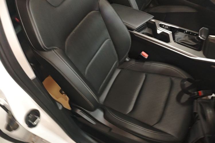 Used Geely Auto Emgrand 2023 4th Generation Champion Edition 1.5L CVT Prestige Model Right Front Seat