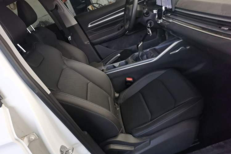 Used Geely Auto Emgrand 2023 4th Generation Champion Edition 1.5L Manual Luxury Model Right Front Seat