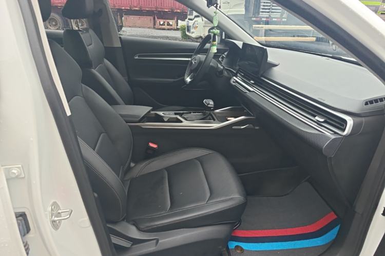 Used Geely Auto Emgrand 2023 4th Generation Champion Edition 1.5L CVT Luxury Model Right Front Seat