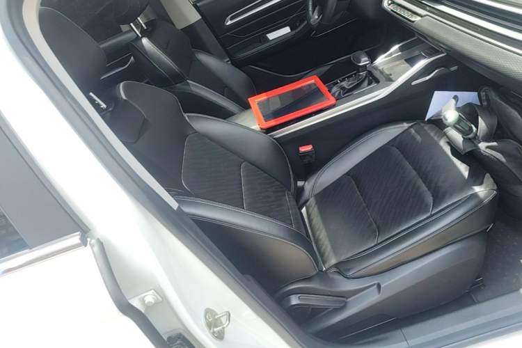 Used Geely Auto Emgrand 2023 4th Generation Champion Edition 1.5L CVT Prestige Model Right Front Seat