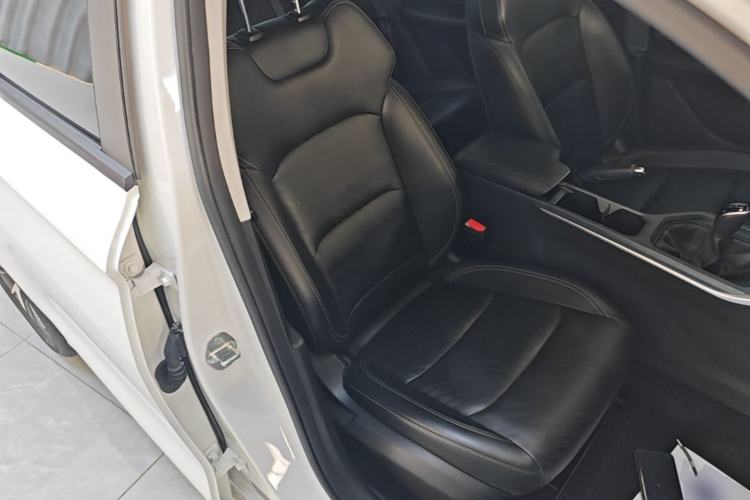 Used Geely Auto Emgrand 2023 4th Generation Champion Edition 1.5L Manual Luxury Model Right Front Seat
