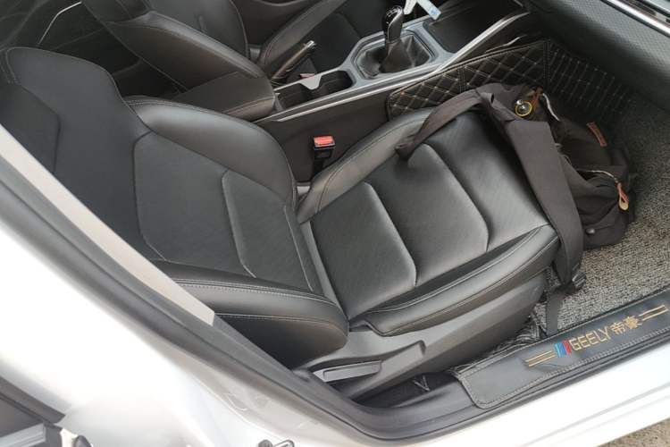 Used Geely Auto Emgrand 2023 4th Generation Champion Edition 1.5L Manual Luxury Model Right Front Seat