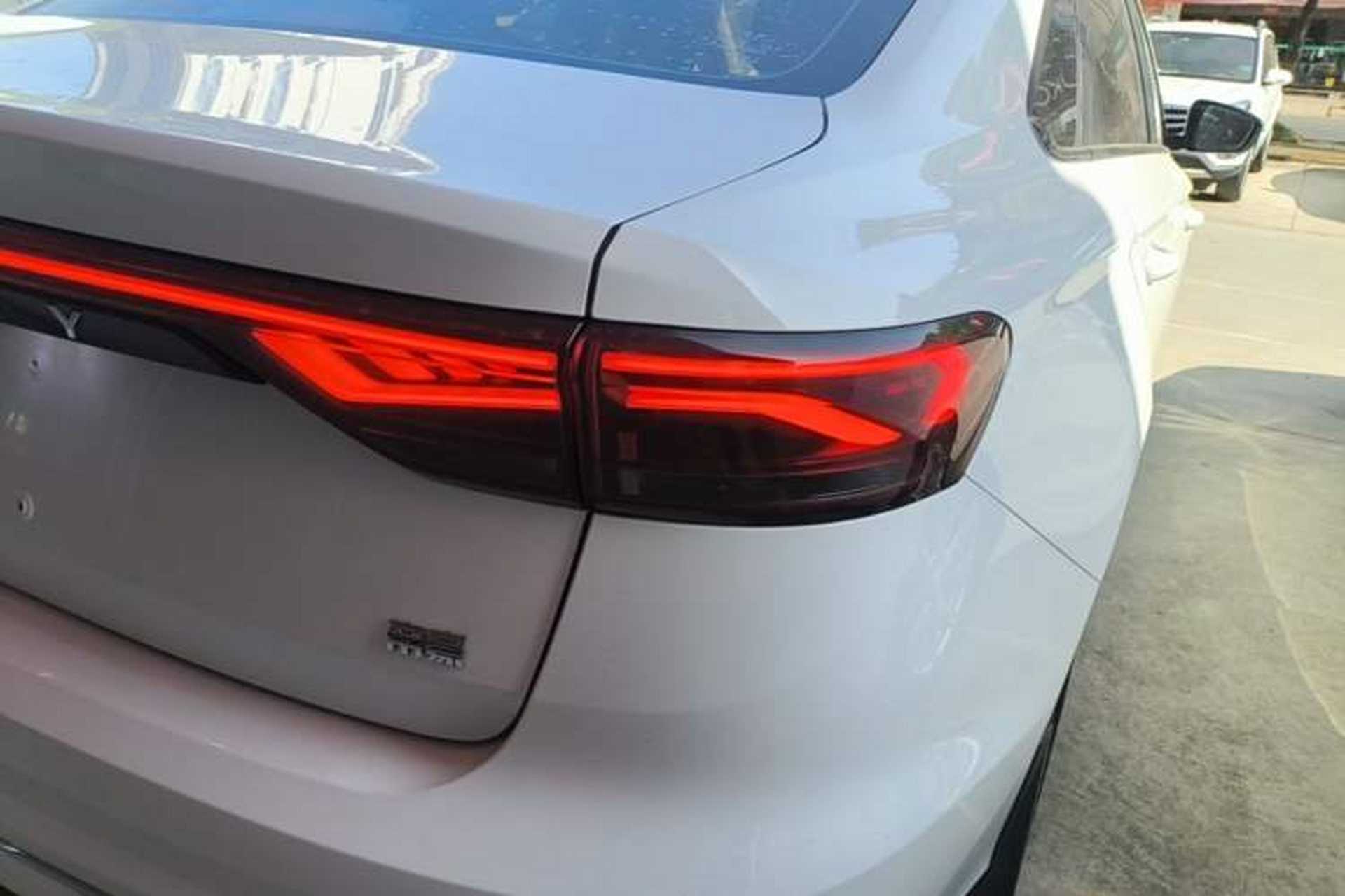 Used Geely Auto Emgrand 2023 4th Generation Champion Edition 1.5L CVT Prestige Model Right Rear Taillight
