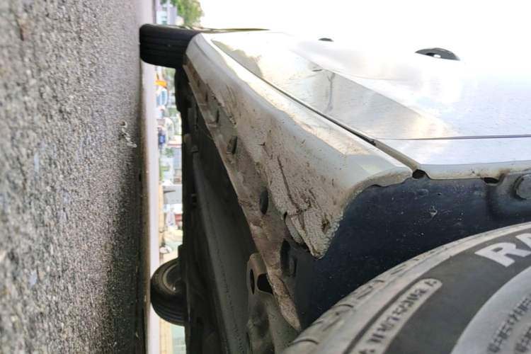 Used Geely Auto Emgrand 2023 4th Generation Champion Edition 1.5L CVT Luxury Model Right Side Sill