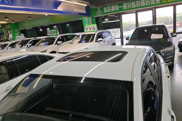 Used Geely Auto Emgrand 2023 4th Generation Champion Edition 1.5L CVT Luxury Model Roof
