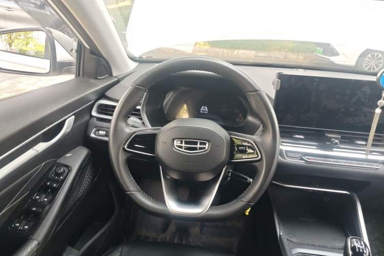 Used Geely Auto Emgrand 2023 4th Generation Champion Edition 1.5L Manual Luxury Model Steering Wheel