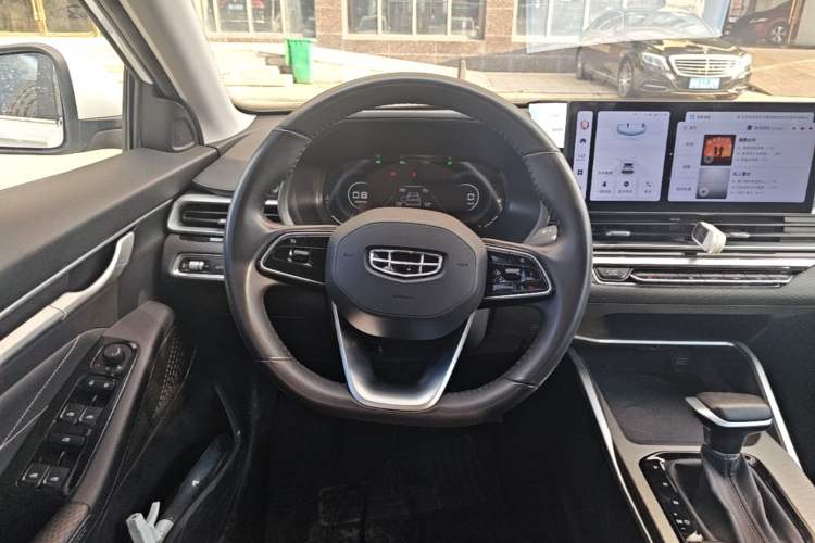 Used Geely Auto Emgrand 2023 4th Generation Champion Edition 1.5L CVT Prestige Model Steering Wheel