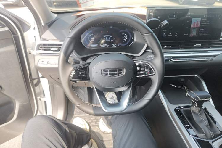 Used Geely Auto Emgrand 2023 4th Generation Champion Edition 1.5L CVT Luxury Model Steering Wheel