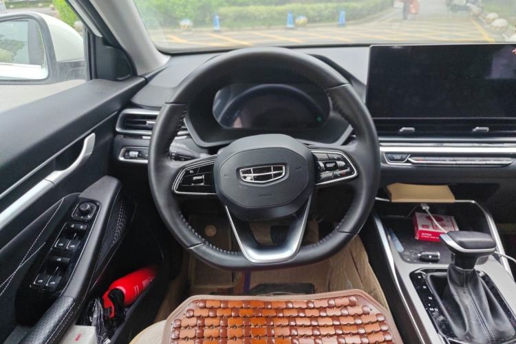 Used Geely Auto Emgrand 2023 4th Generation Champion Edition 1.5L CVT Prestige Model Steering Wheel