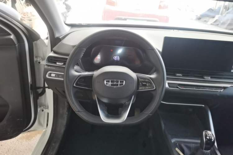 Used Geely Auto Emgrand 2023 4th Generation Champion Edition 1.5L Manual Luxury Model Steering Wheel