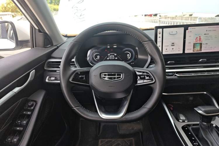 Used Geely Auto Emgrand 2023 4th Generation Champion Edition 1.5L CVT Prestige Model Steering Wheel