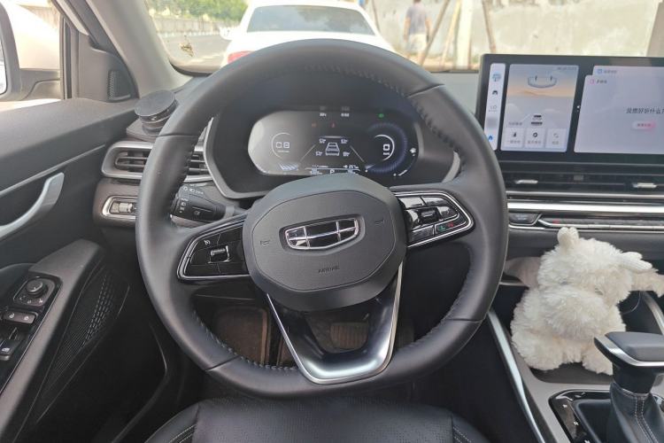 Used Geely Auto Emgrand 2023 4th Generation Champion Edition 1.5L CVT Prestige Model Steering Wheel