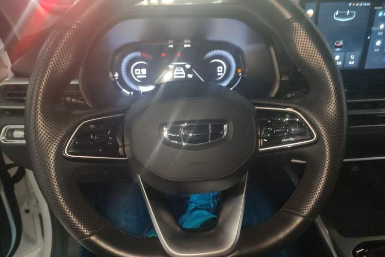 Used Geely Auto Emgrand 2023 4th Generation Champion Edition 1.5L CVT Prestige Model Steering Wheel