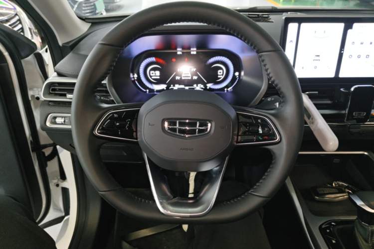 Used Geely Auto Emgrand 2023 4th Generation Champion Edition 1.5L CVT Luxury Model Steering Wheel