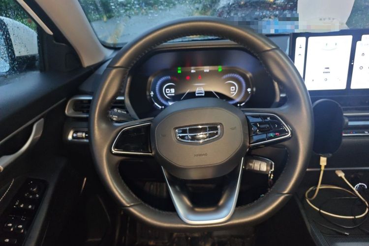 Used Geely Auto Emgrand 2023 4th Generation Champion Edition 1.5L Manual Luxury Model Steering Wheel