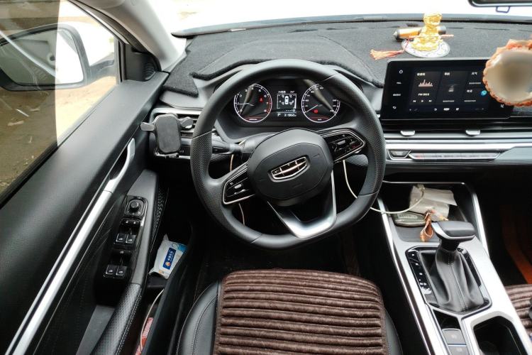 Used Geely Auto Emgrand 2023 4th Generation Champion Edition 1.5L CVT Luxury Model Steering Wheel