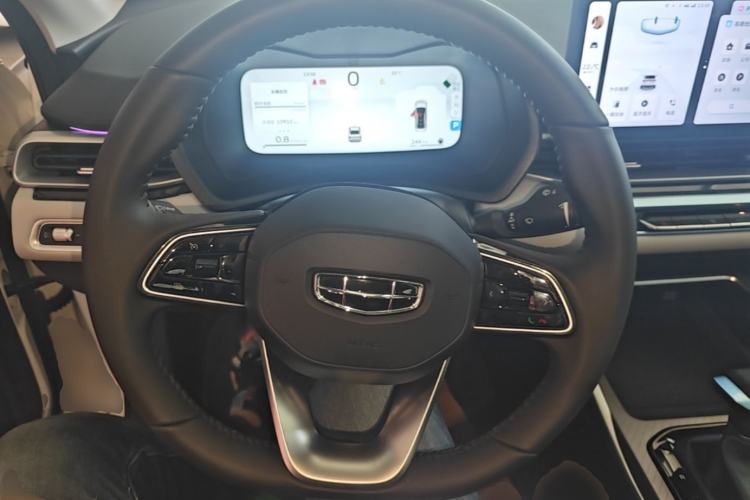 Used Geely Auto Emgrand 2023 4th Generation Champion Edition 1.5L CVT Flagship Model Steering Wheel