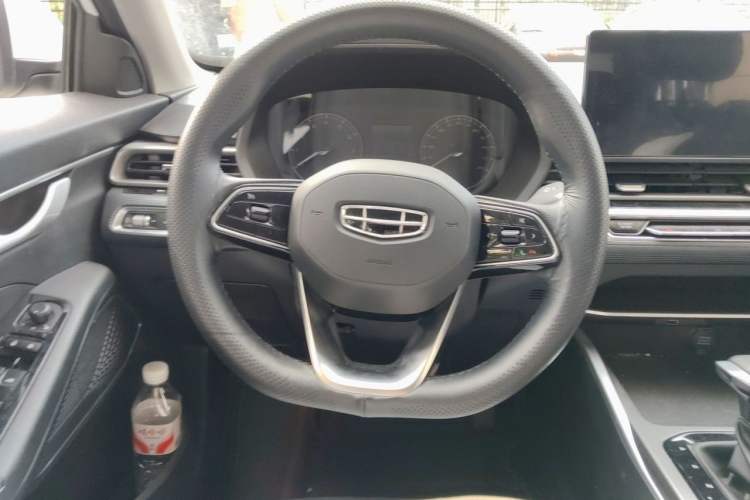 Used Geely Auto Emgrand 2023 4th Generation Champion Edition 1.5L CVT Luxury Model Steering Wheel