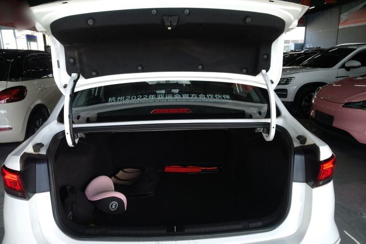 Used Geely Auto Emgrand 2023 4th Generation Champion Edition 1.5L CVT Prestige Model Trunk
