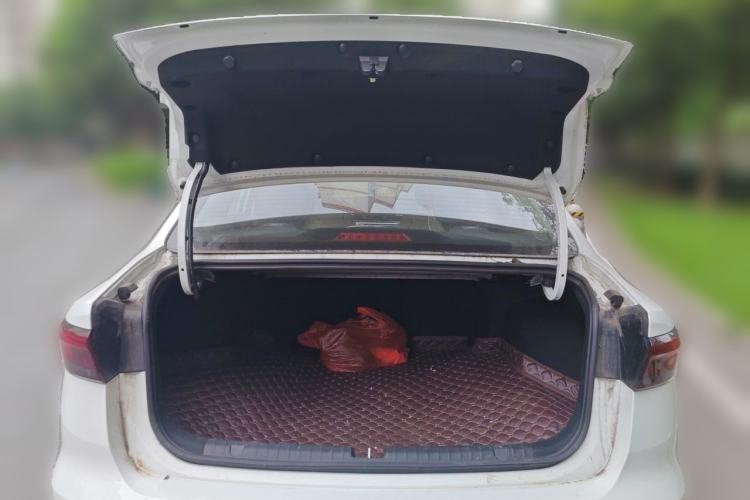 Used Geely Auto Emgrand 2023 4th Generation Champion Edition 1.5L CVT Prestige Model Trunk