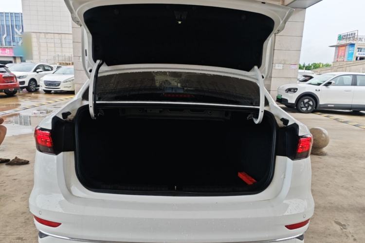 Used Geely Auto Emgrand 2023 4th Generation Champion Edition 1.5L CVT Prestige Model Trunk