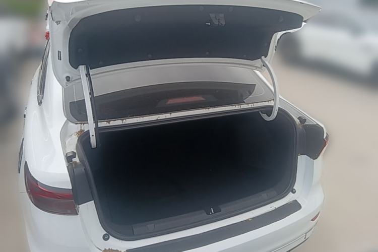 Used Geely Auto Emgrand 2023 4th Generation Champion Edition 1.5L CVT Luxury Model Trunk