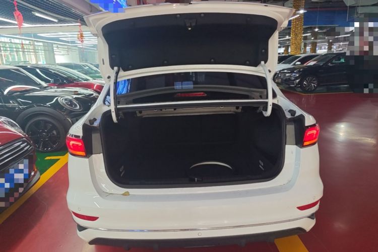 Used Geely Auto Emgrand 2023 4th Generation Champion Edition 1.5L CVT Luxury Model Trunk