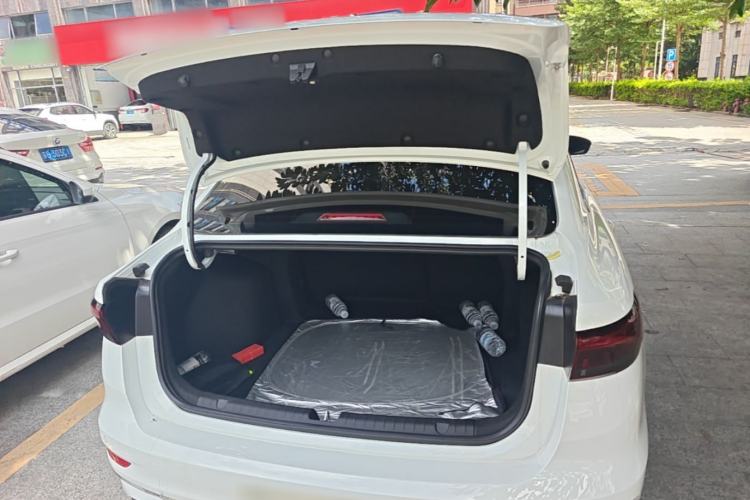 Used Geely Auto Emgrand 2023 4th Generation Champion Edition 1.5L CVT Luxury Model Trunk