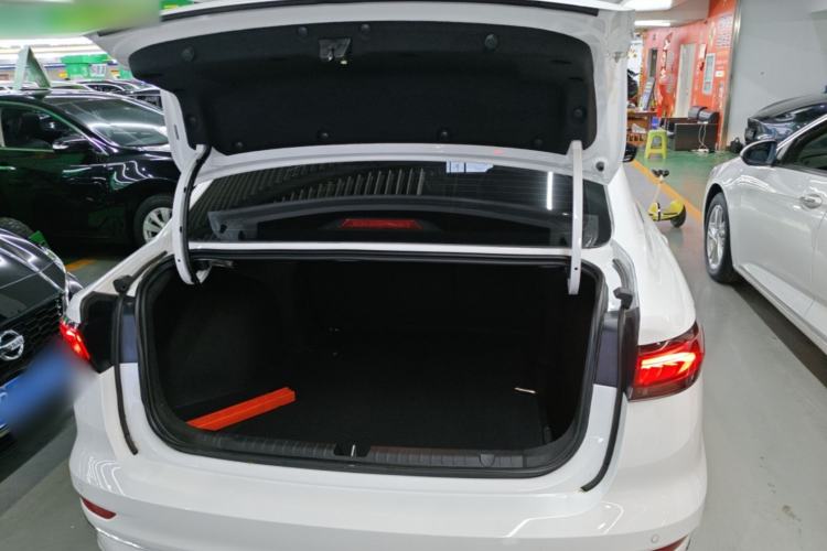 Used Geely Auto Emgrand 2023 4th Generation Champion Edition 1.5L CVT Luxury Model Trunk