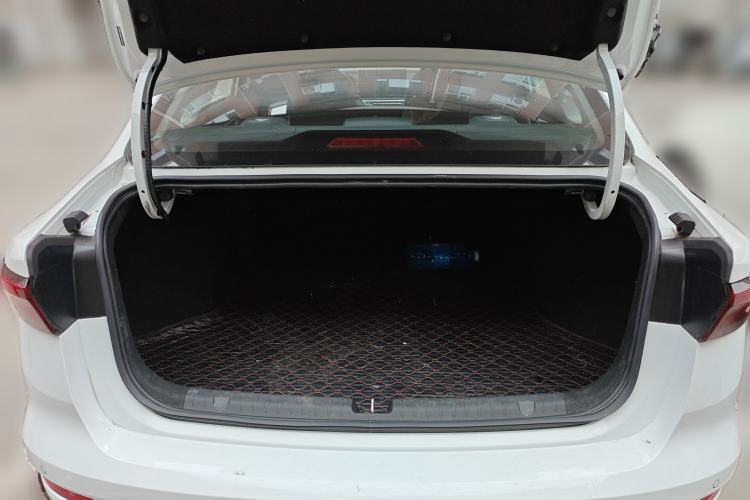 Used Geely Auto Emgrand 2023 4th Generation Champion Edition 1.5L CVT Prestige Model Trunk