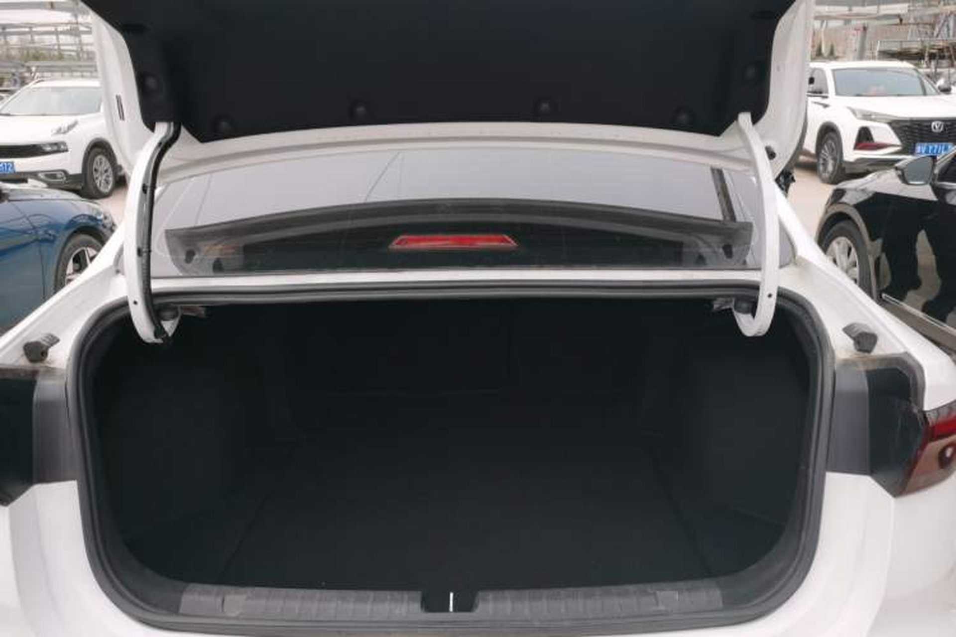 Used Geely Auto Emgrand 2023 4th Generation Champion Edition 1.5L CVT Flagship Model Trunk
