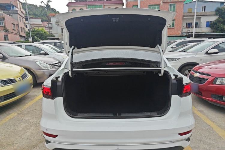 Used Geely Auto Emgrand 2023 4th Generation Champion Edition 1.5L CVT Prestige Model Trunk