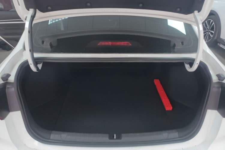 Used Geely Auto Emgrand 2023 4th Generation Champion Edition 1.5L CVT Luxury Model Trunk