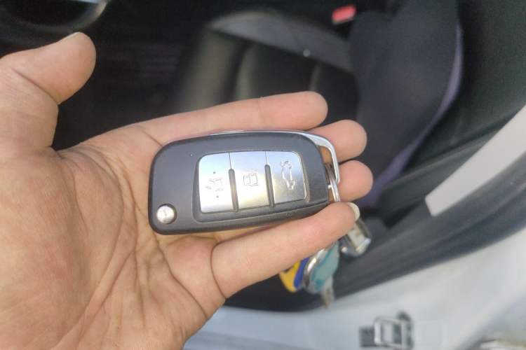 Used Geely Auto Emgrand 2023 4th Generation Champion Edition 1.5L Manual Luxury Model Vehicle Key