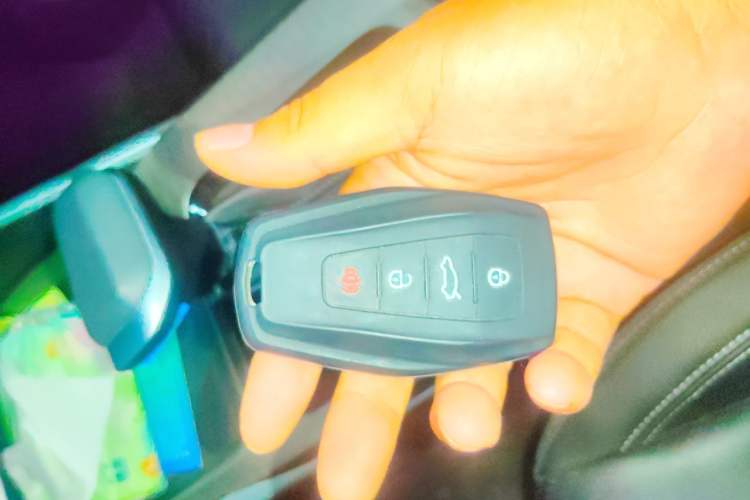 Used Geely Auto Emgrand 2023 4th Generation Champion Edition 1.5L CVT Prestige Model Vehicle Key