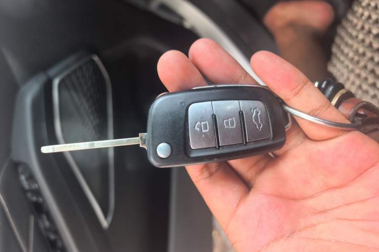 Used Geely Auto Emgrand 2023 4th Generation Champion Edition 1.5L Manual Luxury Model Vehicle Key